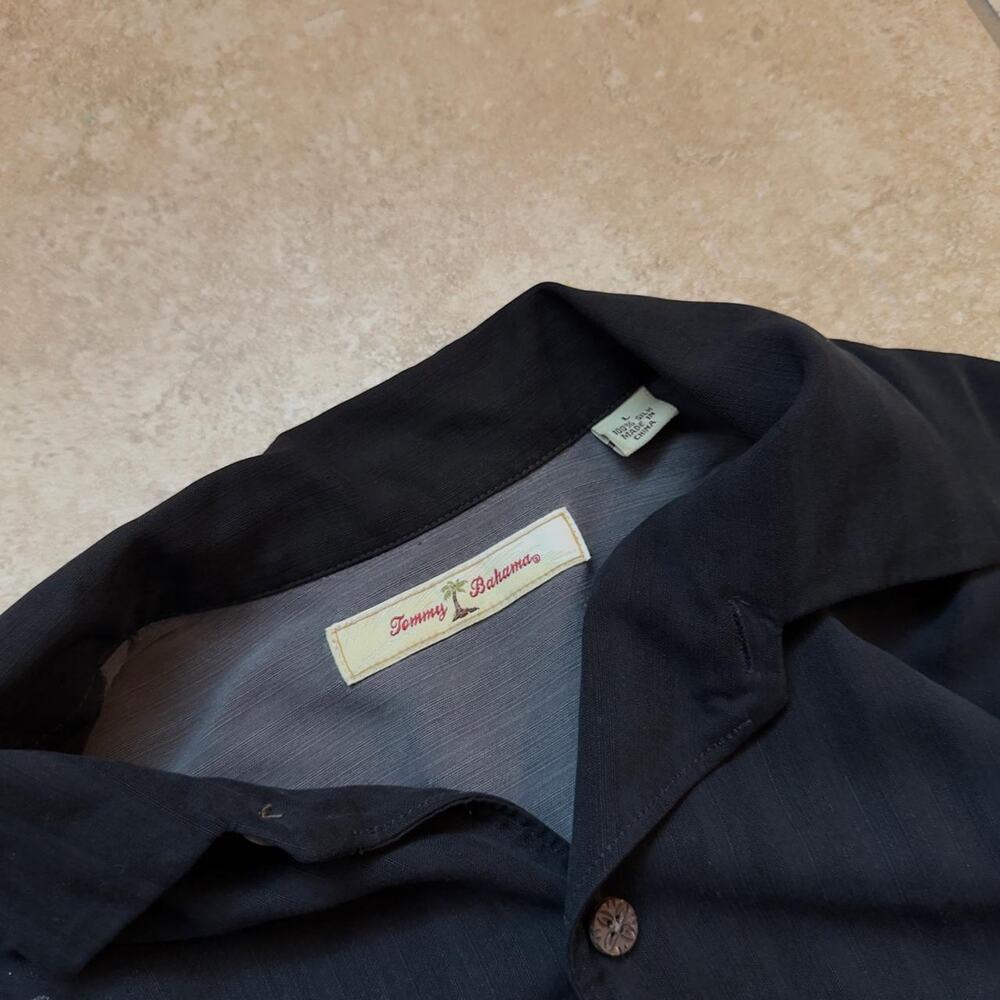 Tommy Bahama Button Up Dress Shirt - Size L - Picture 2 of 4